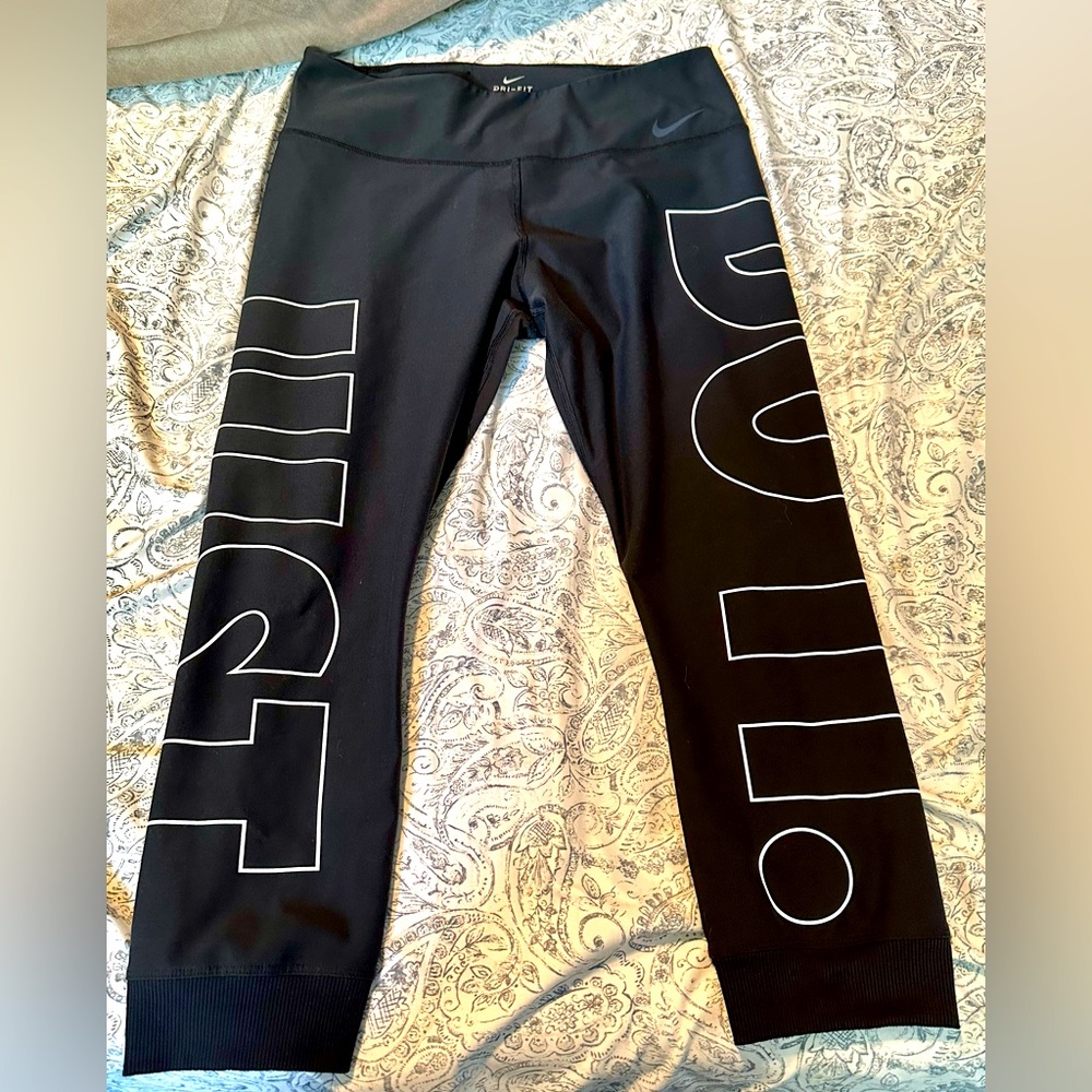 Nike dri-fit leggings